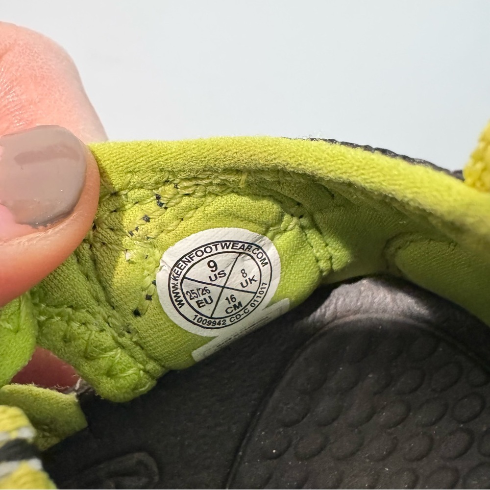 Keen Little Kids Newport H2 Sandals Size 9 - Picture 5 of 5